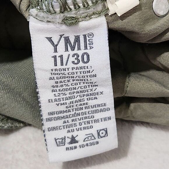 YMI  jeans for Women's Size 11/30 Mom Fit Light Green Color Distressed Style - Picture 13 of 14